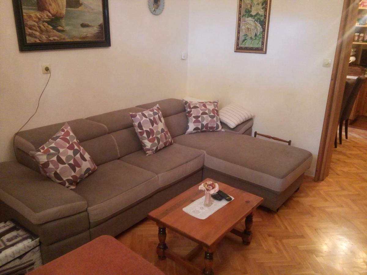 Villa Zajednica อิตชิชี ภายนอก รูปภาพ